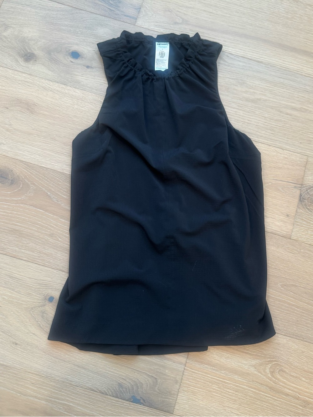Athleta Medium Cinch Waist Top Black